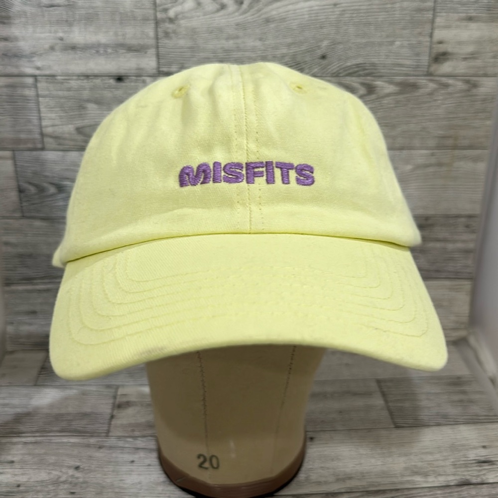 Misfits yellow women’s baseball cap hat new without tag